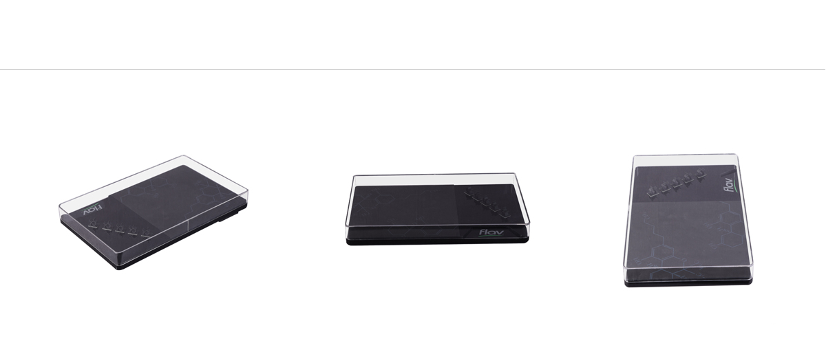 臺式亞克力E香煙展示盒，底部裝有磁鐵