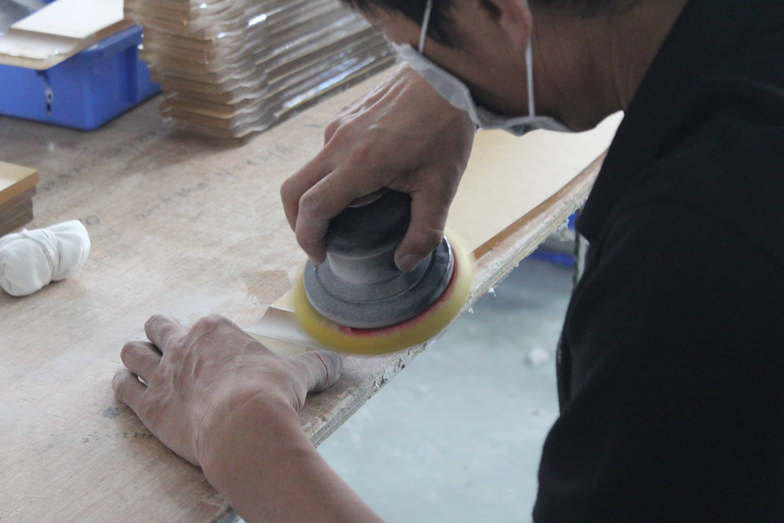 亞克力展示架是怎么制造出來(lái)的？具體的制作過(guò)程是啥？